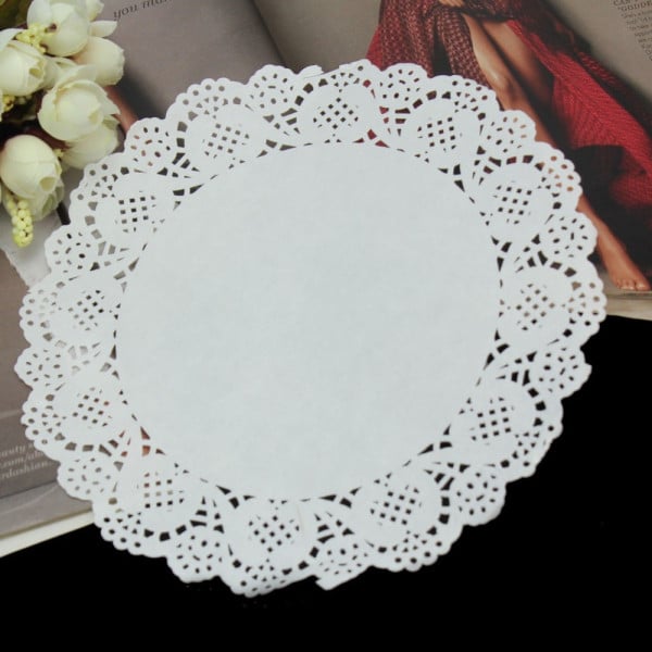 100 PZ. CENTRINO IN CARTA 15 CM SOTTO TORTA BIANCO EFFETTO PIZZO MATRIMONIO