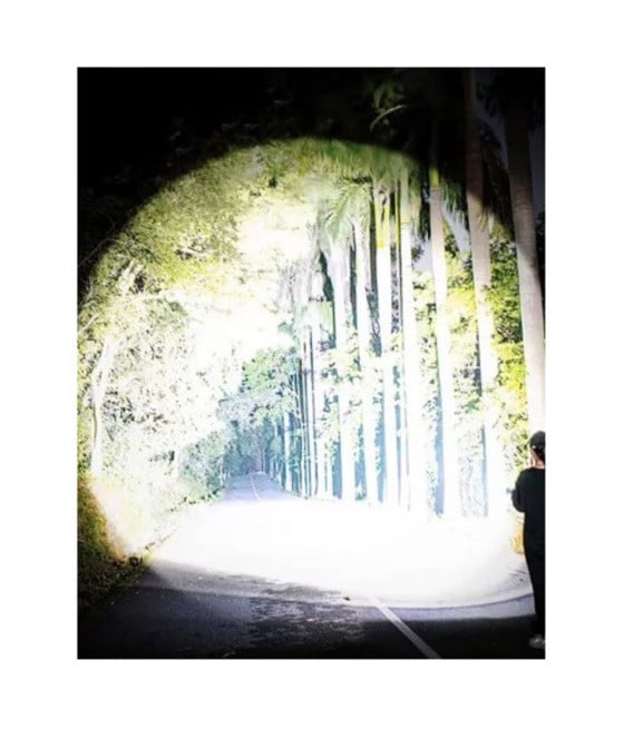 TORCIA ELETTRICA RICARICABILE MULTIUSO A LED Q-D650 EMERGENZA MARTELLO