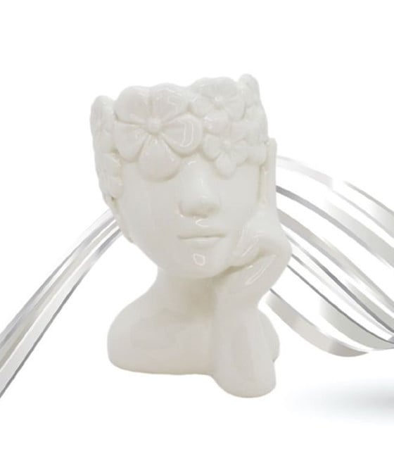 VASO PORTAPIANTA DONNA CON CORONA FLOREALE IN CERAMICA BIANCA 9013236