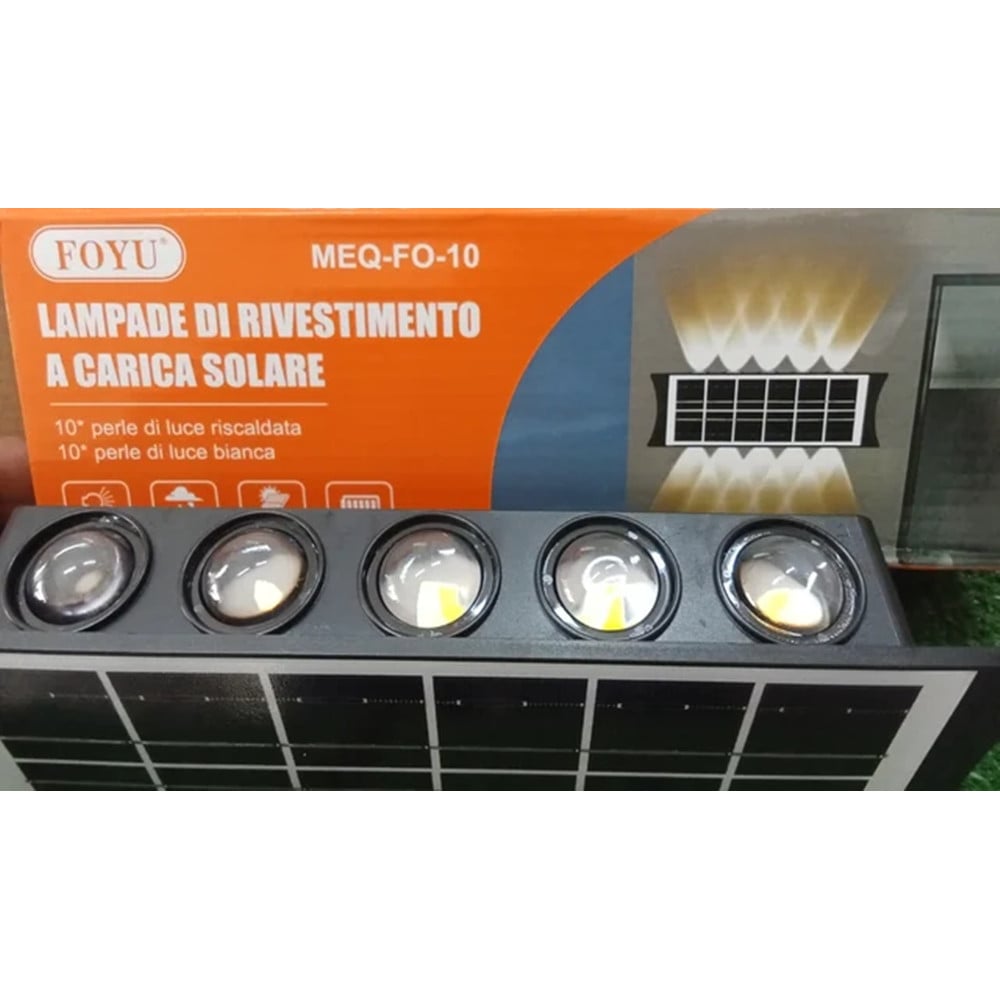 APPLIQUE PARETE DA ESTERNO RICARICA SOLARE BIDIREZIONALE IMPERMEABILE