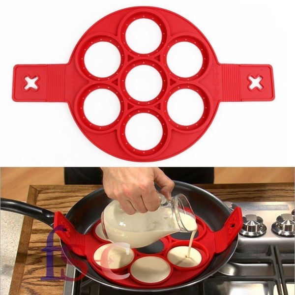 https://www.tradeshopitalia.com/27580-large_default/stampo-in-silicone-per-pancakes-cucina-frittelle-antiaderente-padella-omelette.jpg
