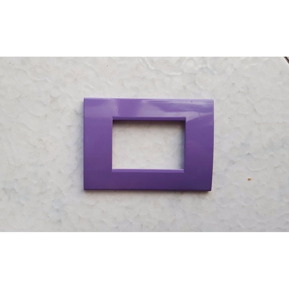Trade Shop - Placca Placche Placchete Compatibili Living Light In Abs 3 4 7 Posti Colorate - Viola -4 Fori -