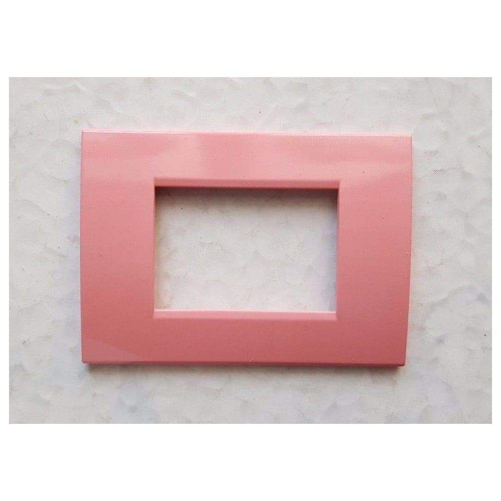 Trade Shop - Placca Placche Placchete Compatibili Living Light In Abs 3 4 7 Posti Colorate - Rosa -4 Fori -