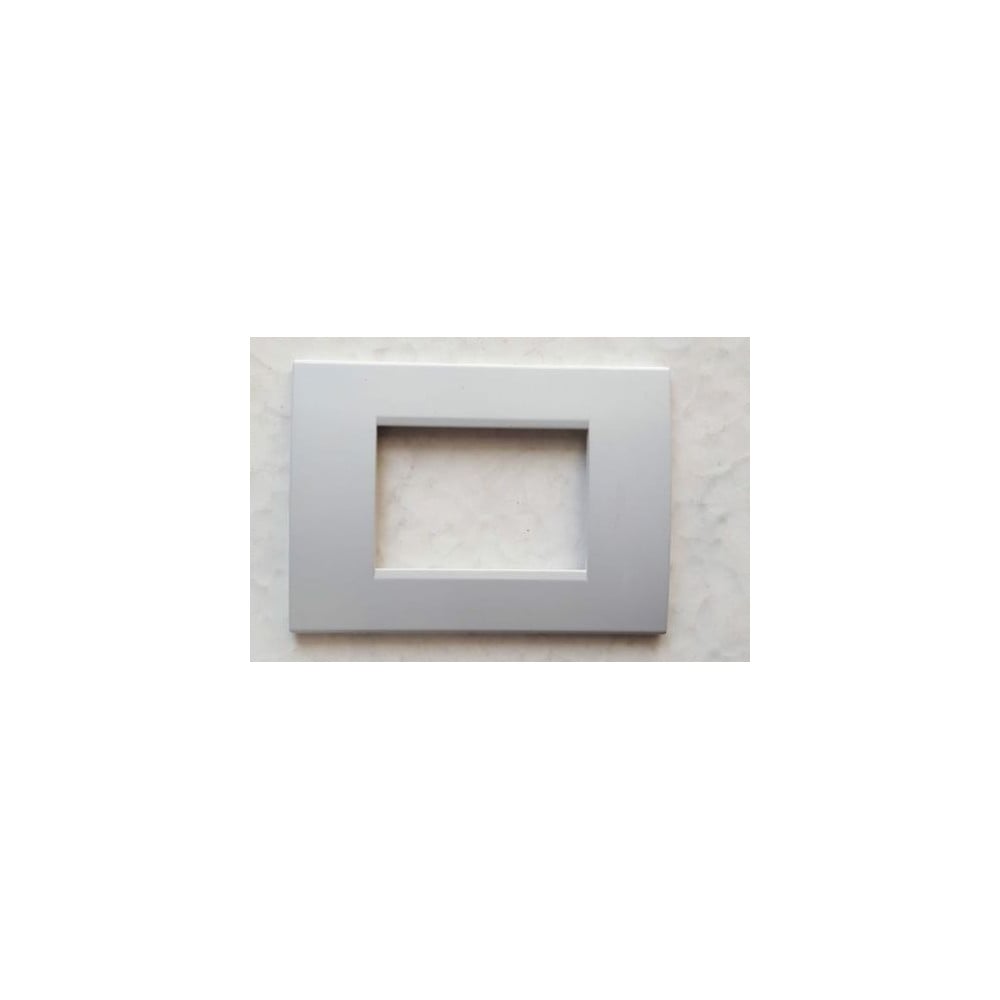 Trade Shop - Placca Placche Placchete Compatibili Living Light In Abs 3 4 7 Posti Colorate - Grigio Chiaro -3 Fori -