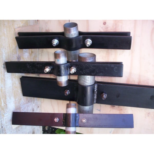 N° 3 STAFFE PER TUBI DA 2" A 2"1/2
