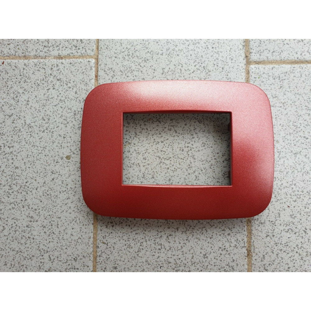 Trade Shop - Placca Placchetta Placchette Compatibili Per Serie Axolute Bticino Colorate Fori - Rosso Metallizzato -3 Fori -